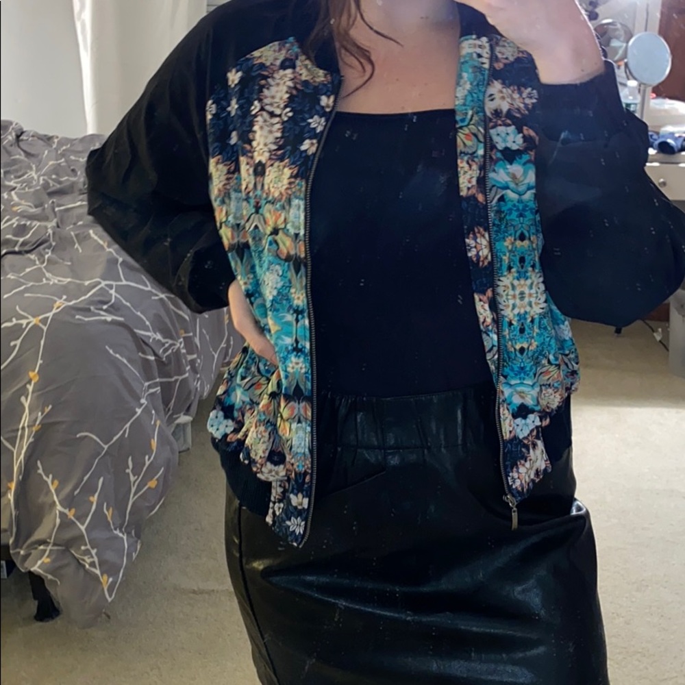 Silky floral jacket